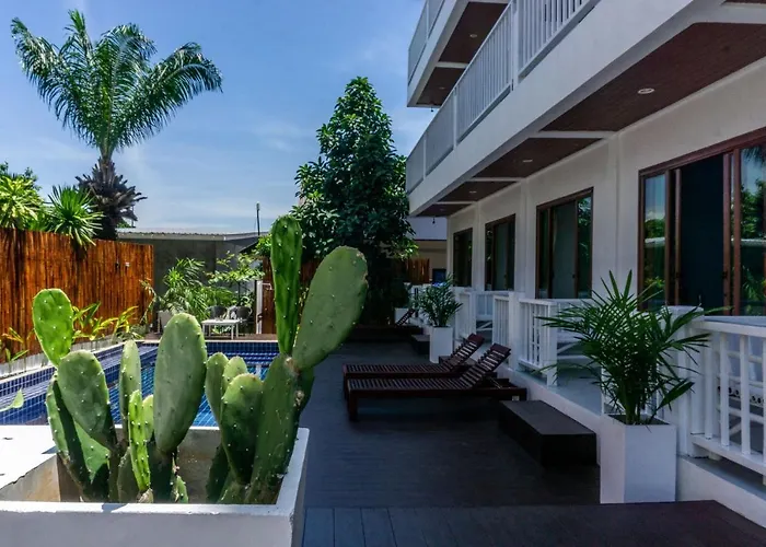 Isla Tortuga Diving & Hostel